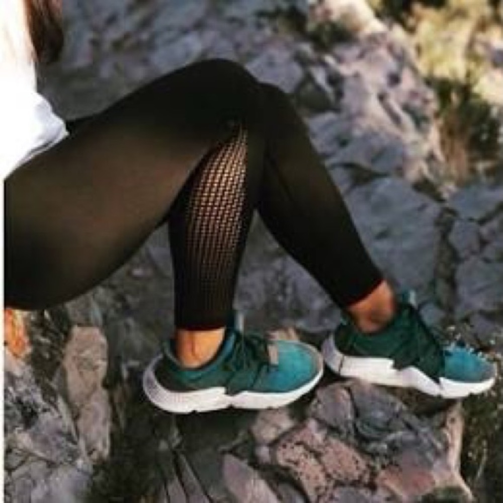 Zyia Black Flame 7/8 Leggings